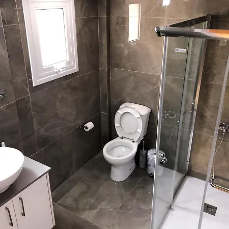 Cozy Loft Apartment Ayía Nápa Extérieur photo