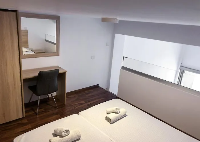 Cozy Loft Apartment